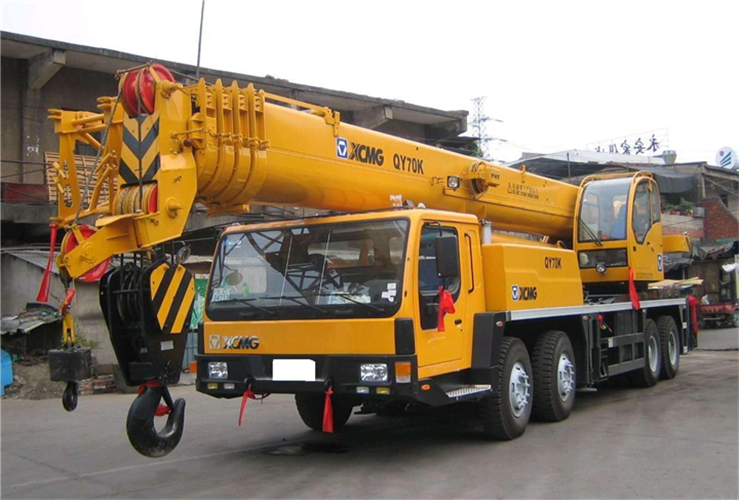 南岔县吊车出租选择重点