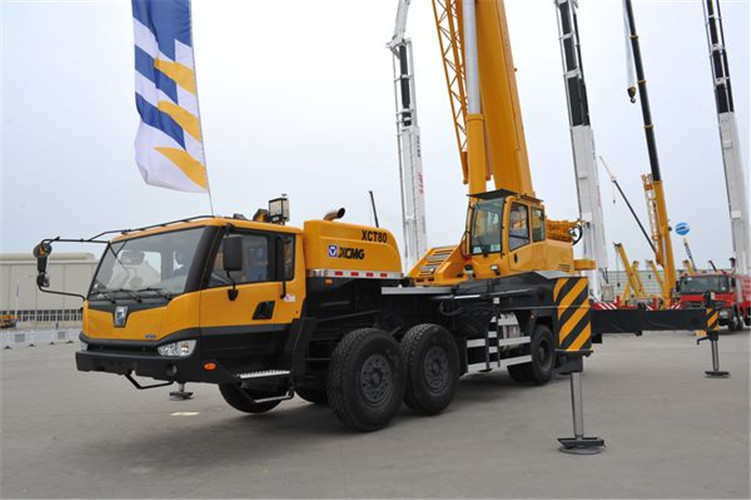 南岔县预约吊车后，多久能上门服务？24 小时应急响应吗？