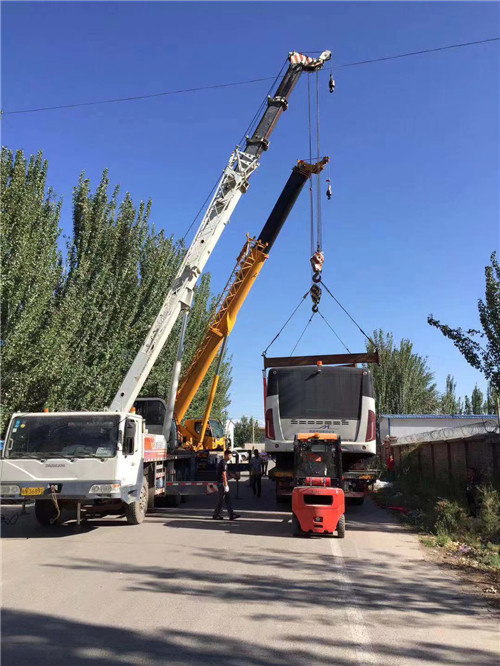 南岔县港口集装箱搬运案例